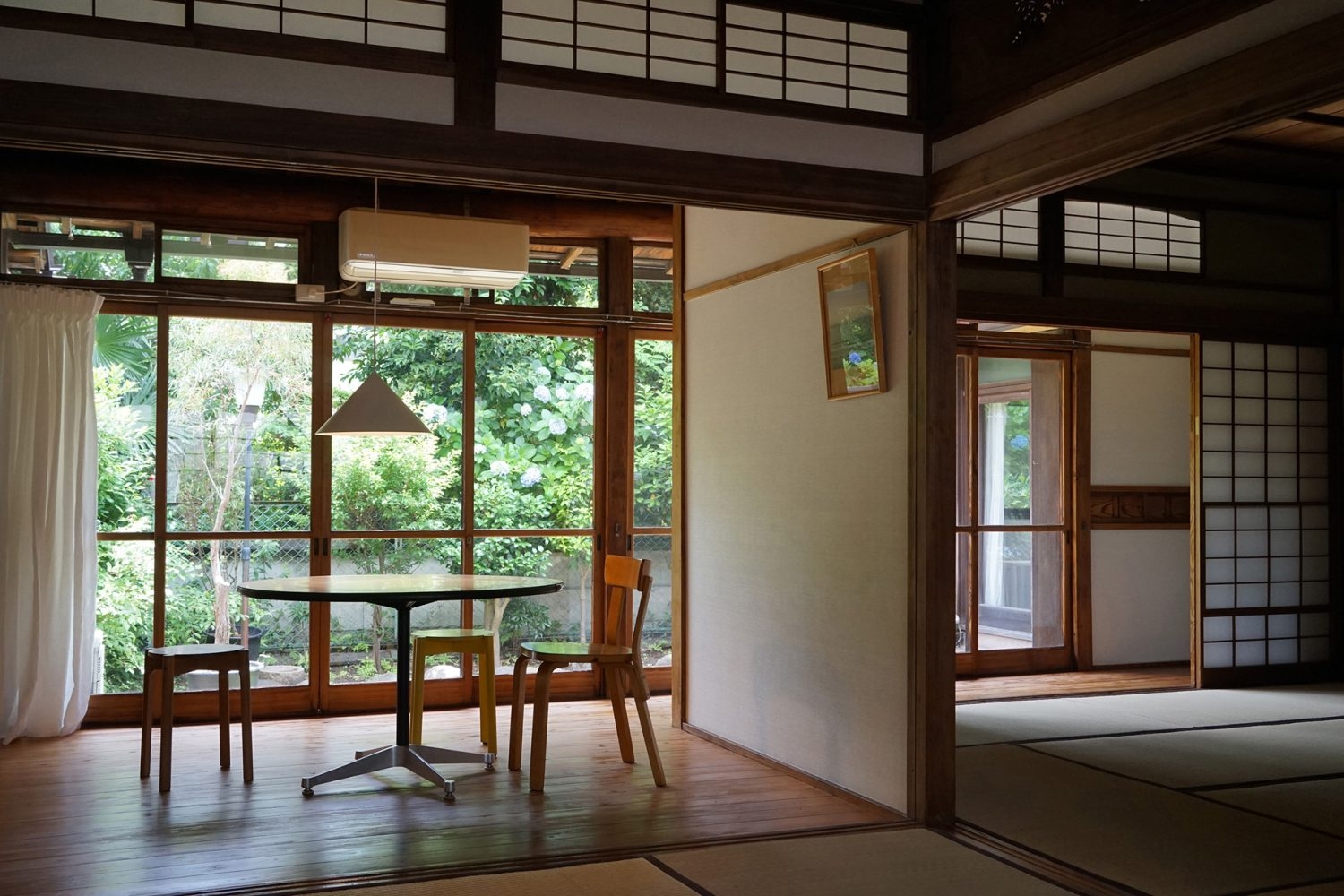 縁側がある平屋の古民家