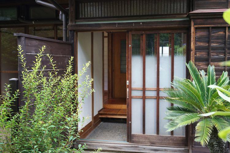 趣のある玄関での撮影も