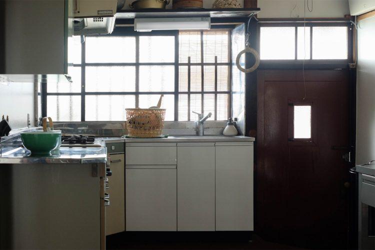 落ち着いた雰囲気のキッチン