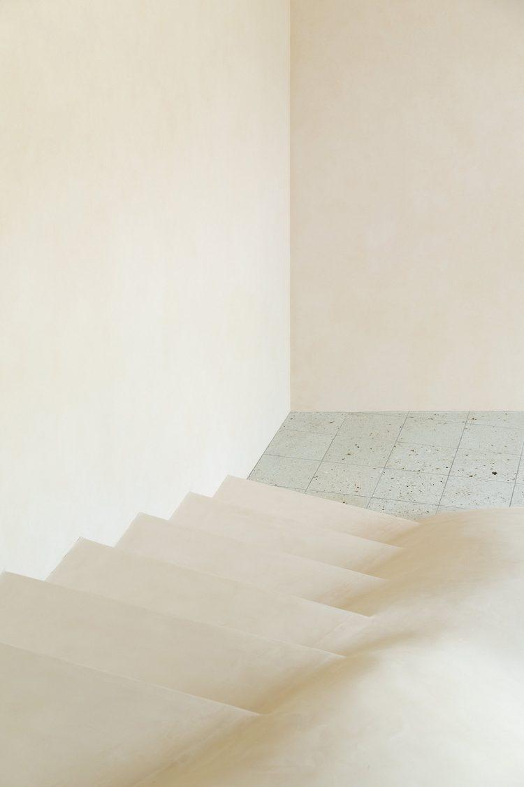 landscape / 階段の高低差を活かした撮影も