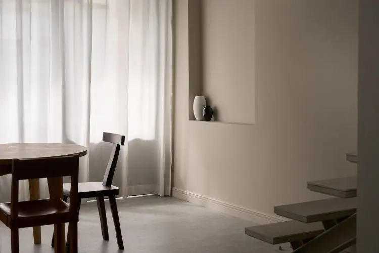 家具が映える落ち着きのある空間