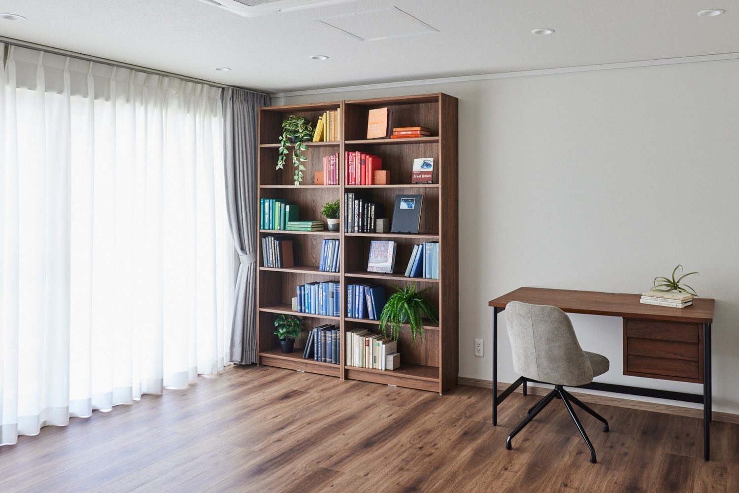 控室としても使用可能な部屋