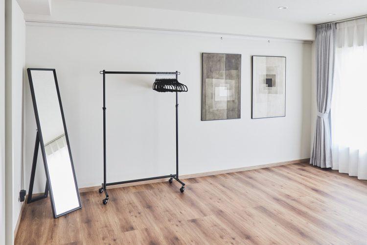 全身鏡・ハンガーラックあり