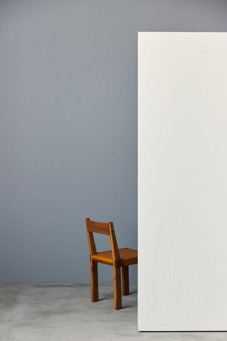 使い勝手のよい白い可動壁