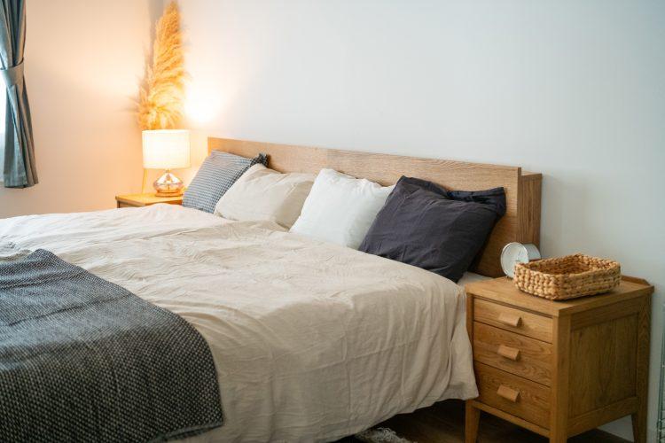 あたたかみのあるナチュラルなベッド