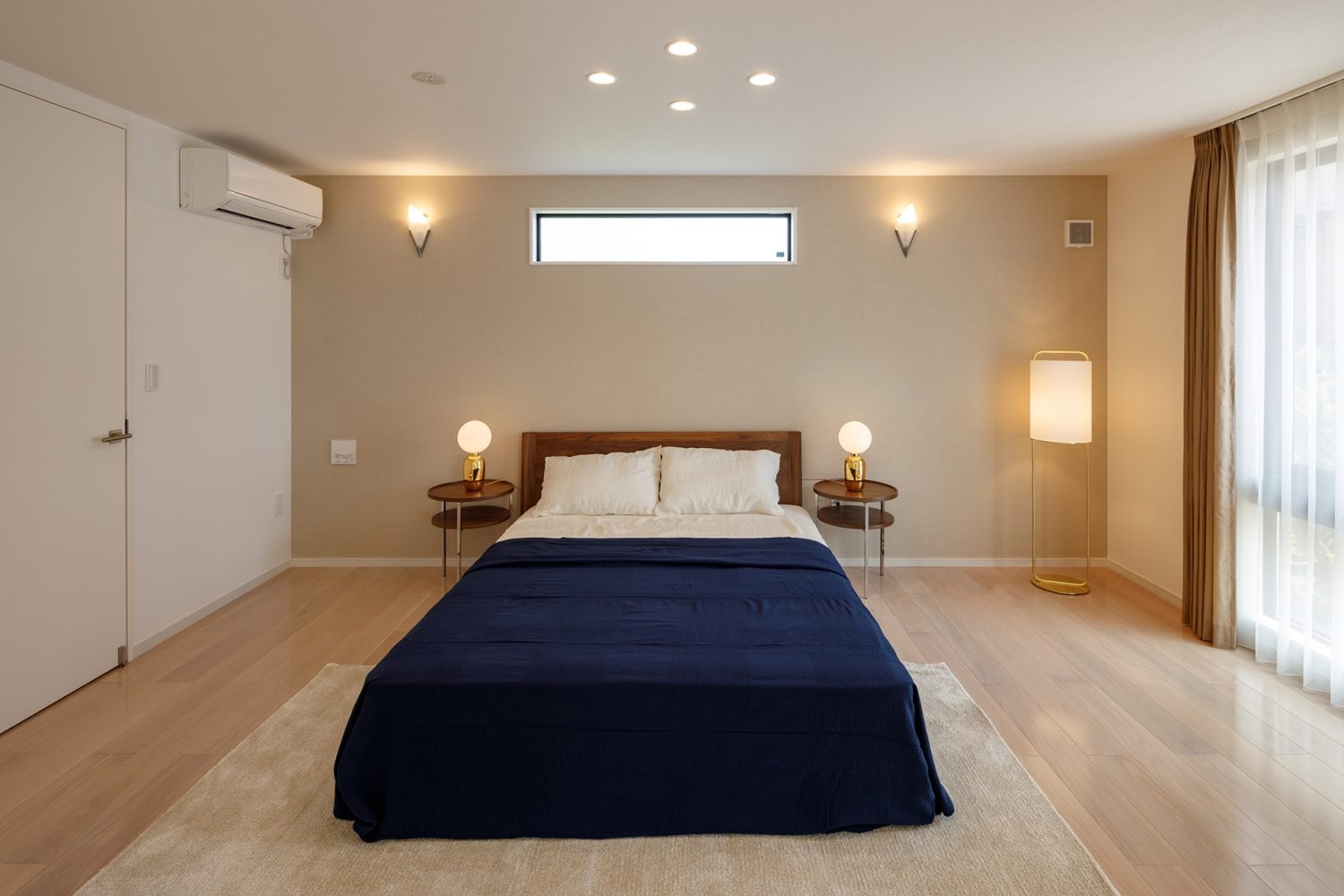 モダンテイストのベットルーム