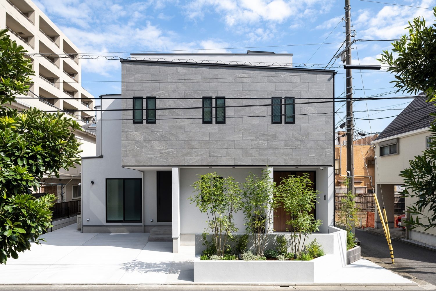 閑静な住宅街にたたずむ一軒家