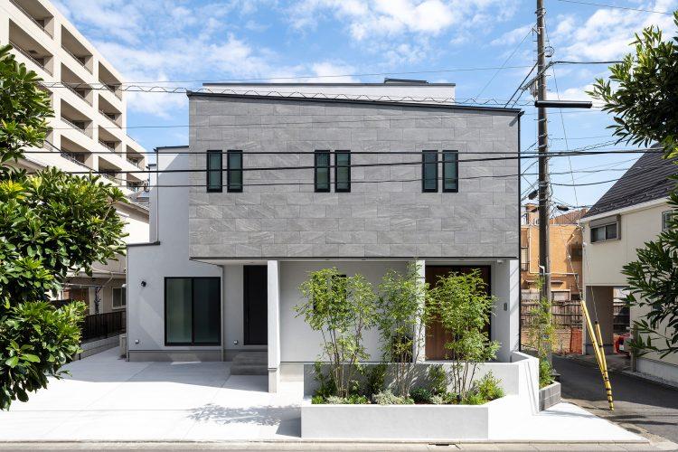 閑静な住宅街にたたずむ一軒家