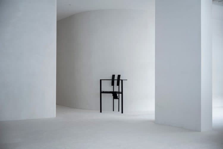 アール壁にK.F.Fosterのヴィンテージ