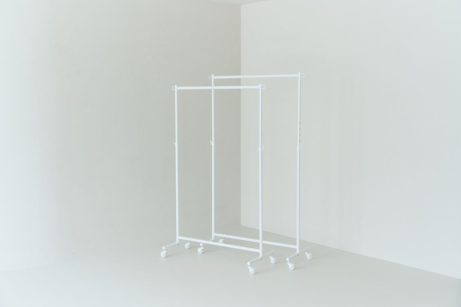 移動可能な衣装用ラック