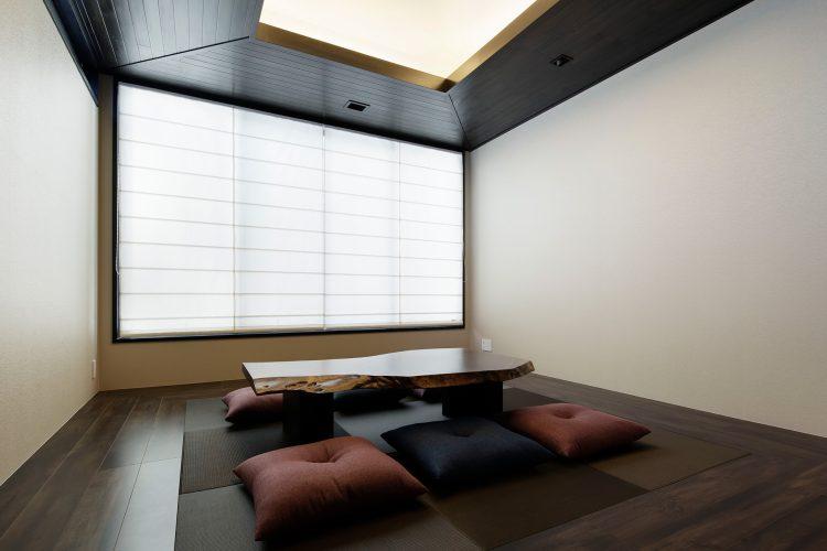 2F 落ち着いた色味の和モダン空間