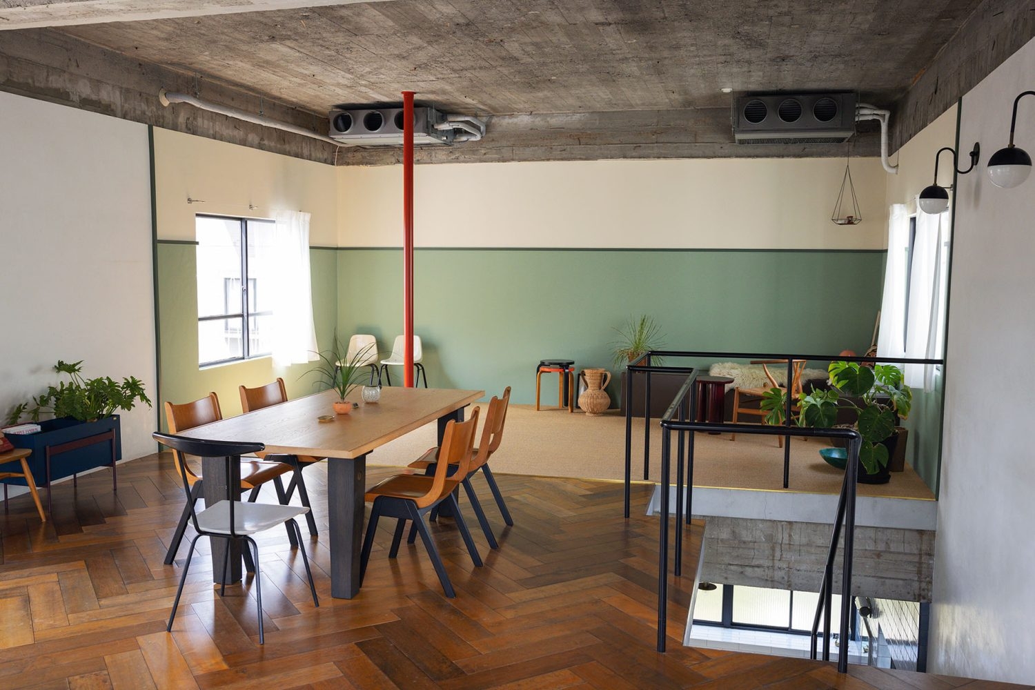 二つの異なる空間