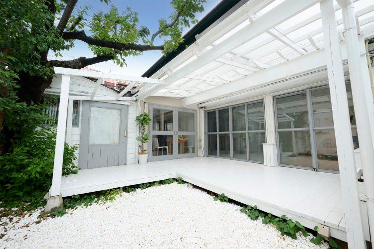 ガーデンテラスには砂利スペースも