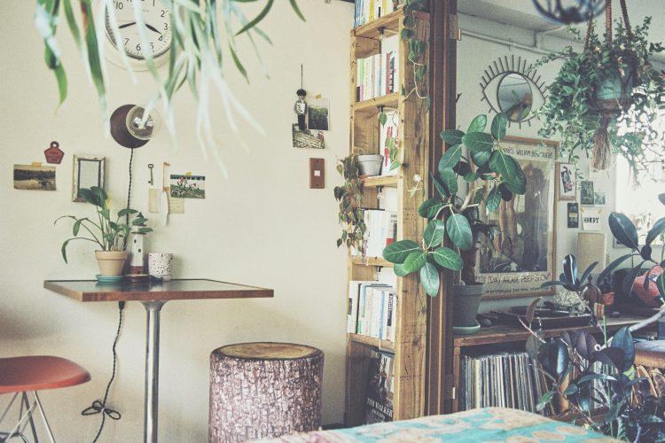 ベッドルーム脇のワークスペース