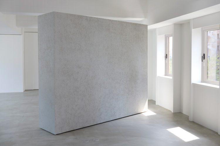 可動壁(グレームラ面) / 幅240cm✕高さ210cm