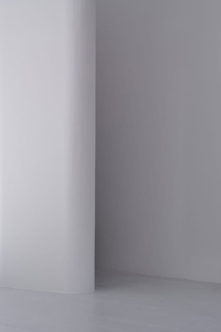 アール壁が空間をやわらかな印象に