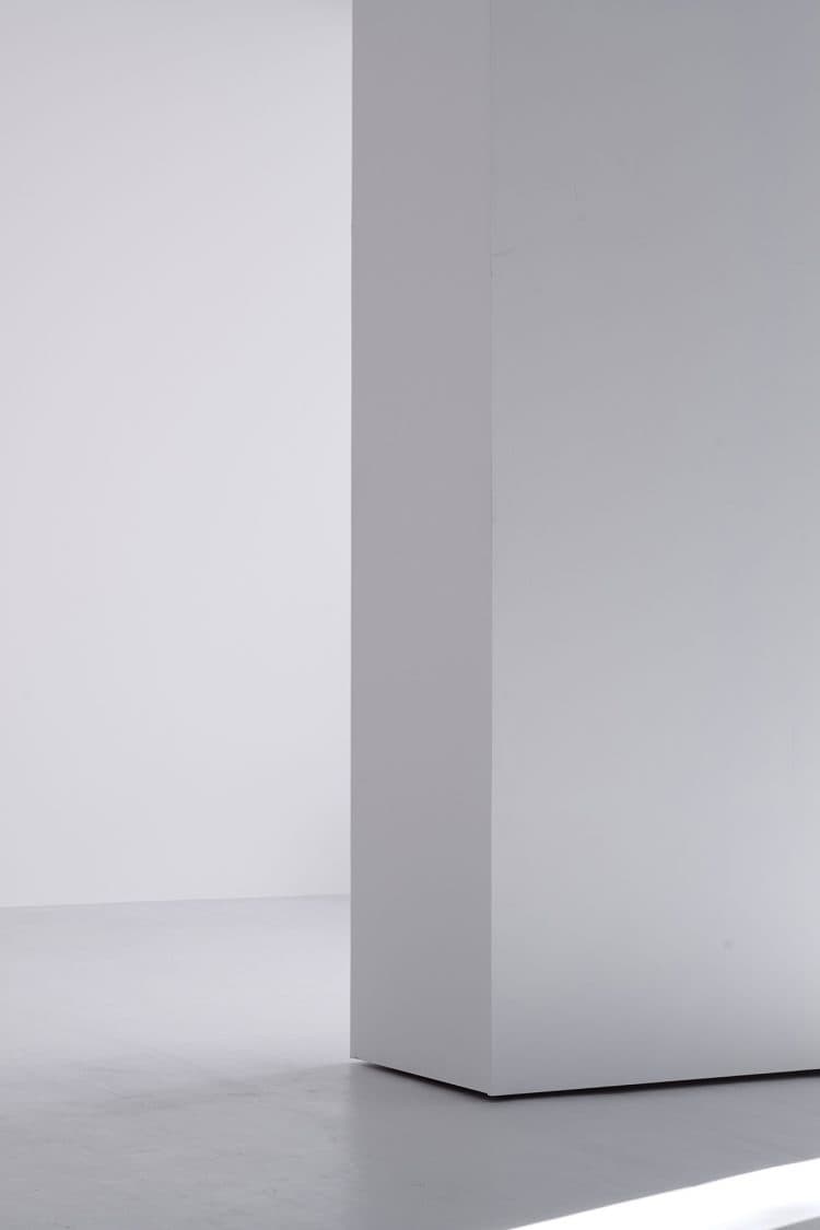 240cm✕240cmの可動式白壁