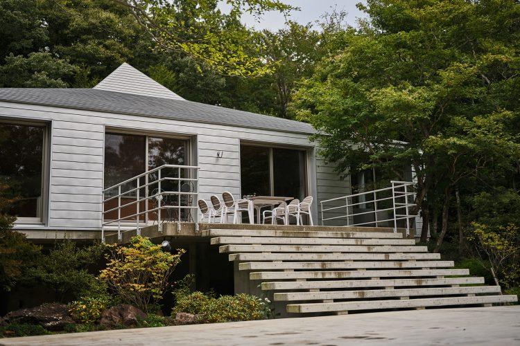 テラスからスラブを見下ろす俯瞰撮影も / 夏