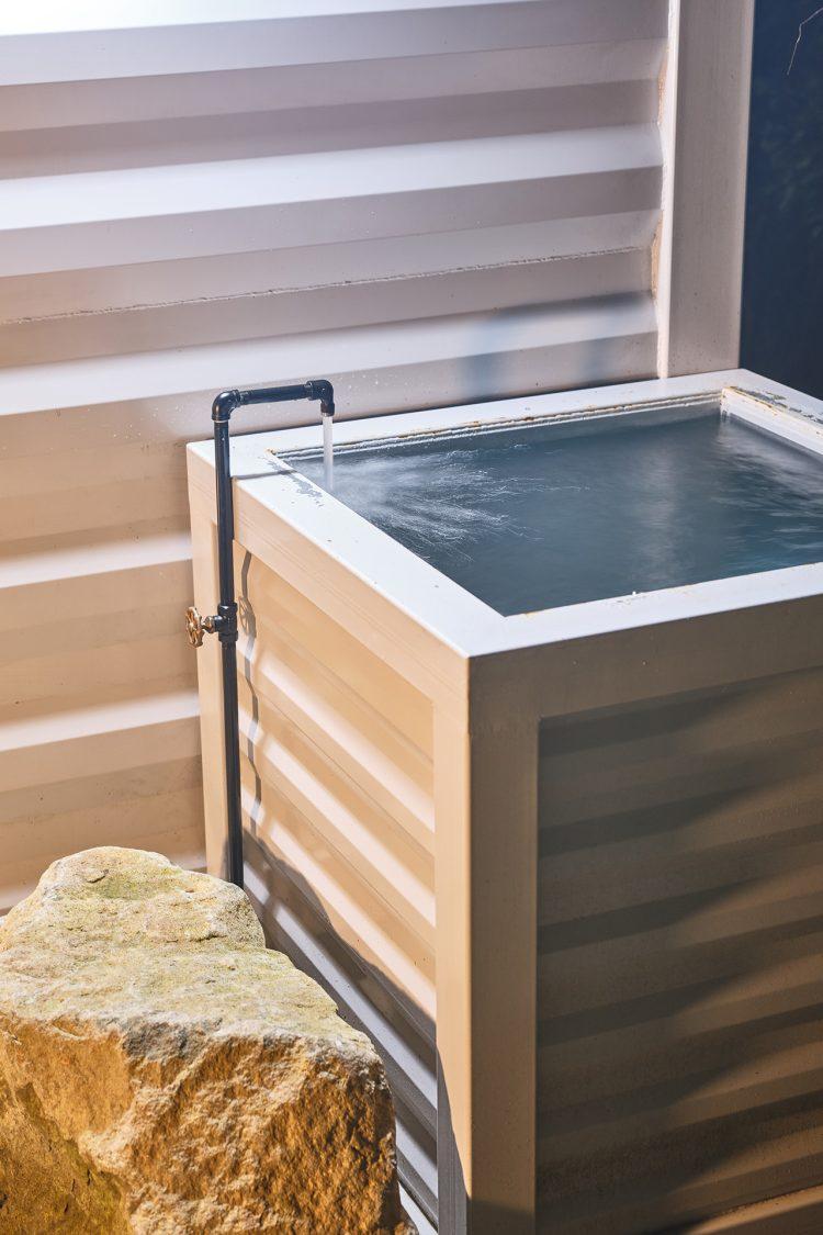 オプション:サウナ横の水風呂(お湯は出ません)