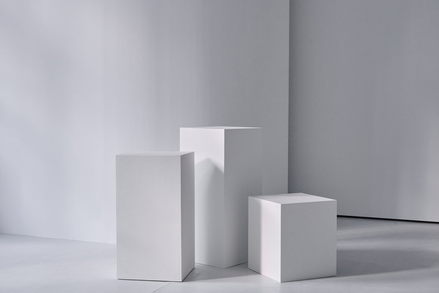 バリエーションのあるディスプレイ台