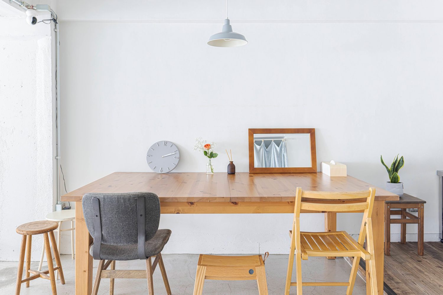 机は左右に拡張可能