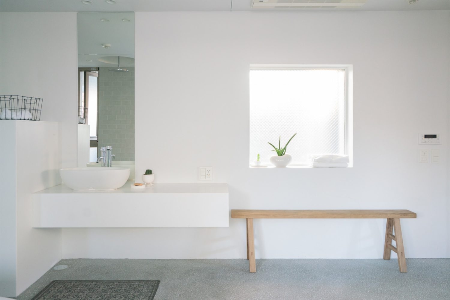 2F 清潔感のある洗面台