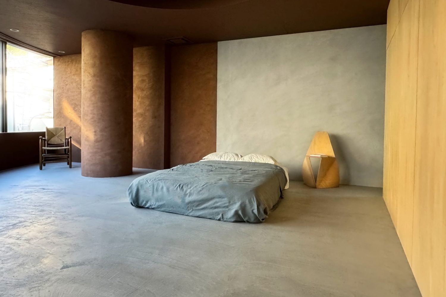 外国人向けアパートメントの一室を改装