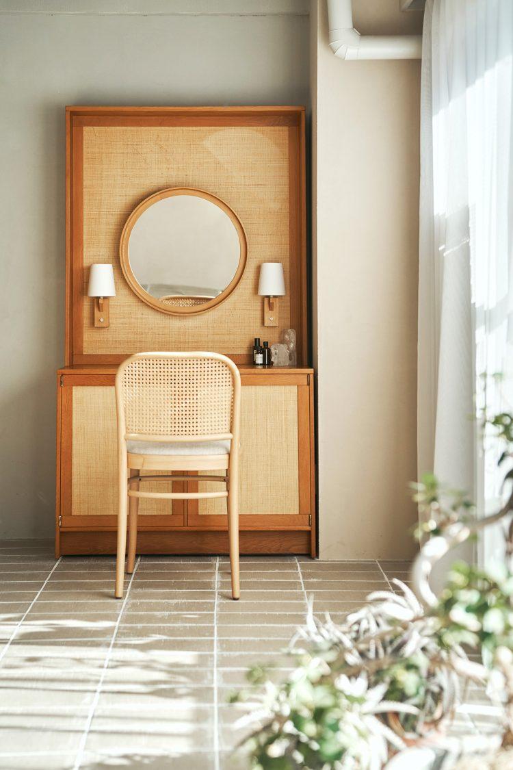 ドレッサー正面 / スキンケア用品などの物撮影にも