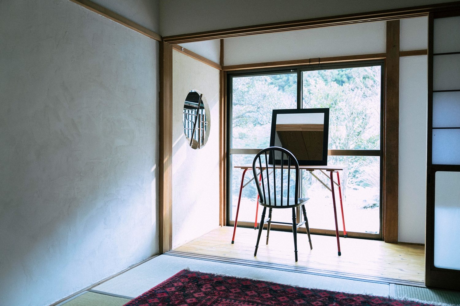 メイクルームとしても使用可能な和室