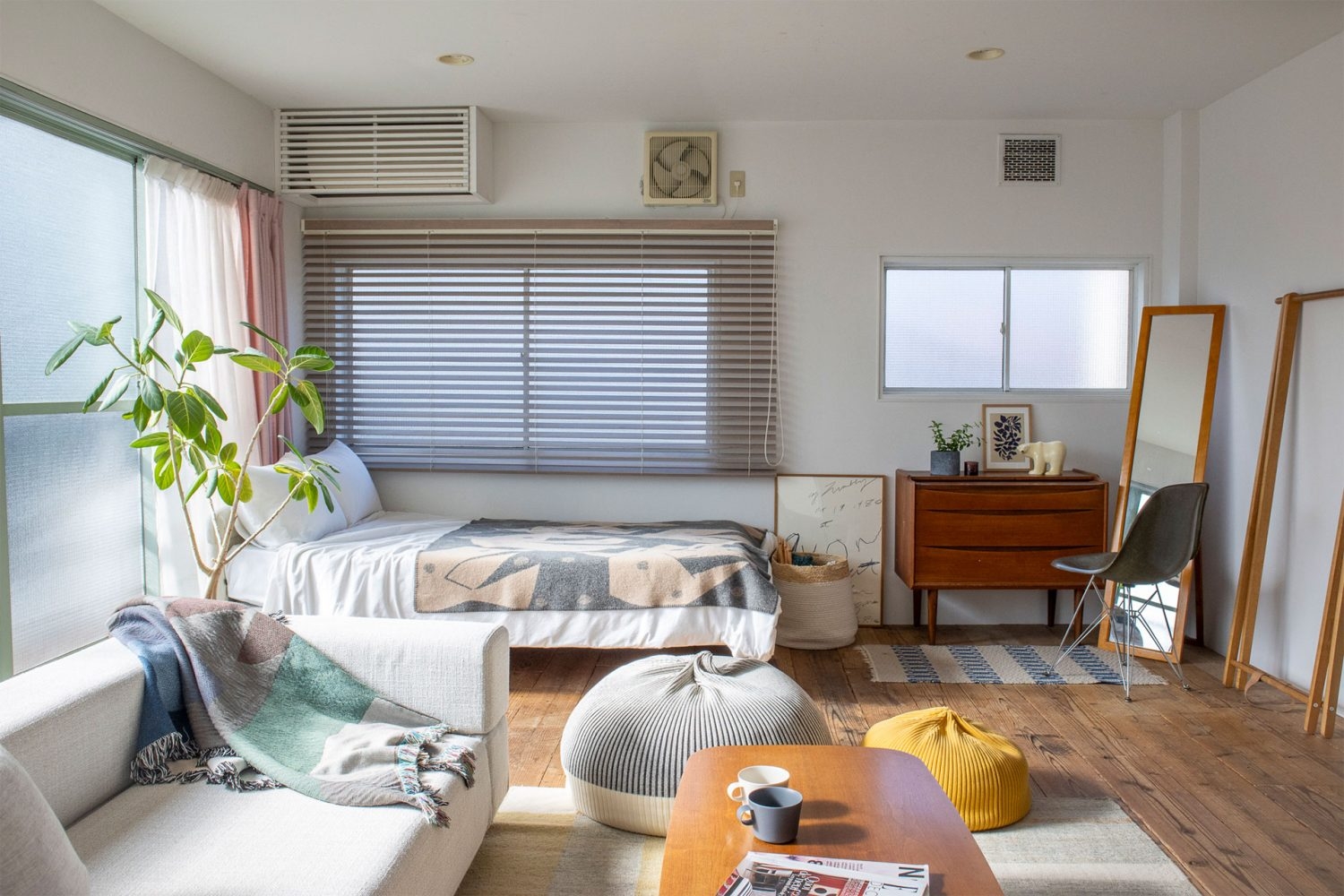 小物も豊富で生活感のある撮影が可能