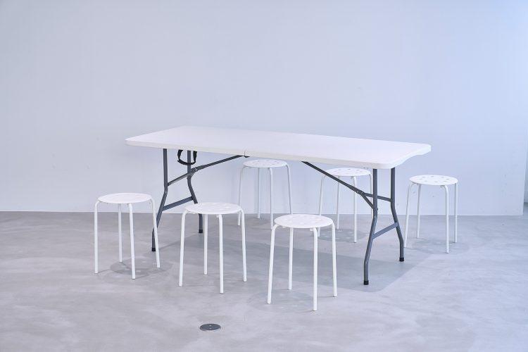 折り畳みテーブル