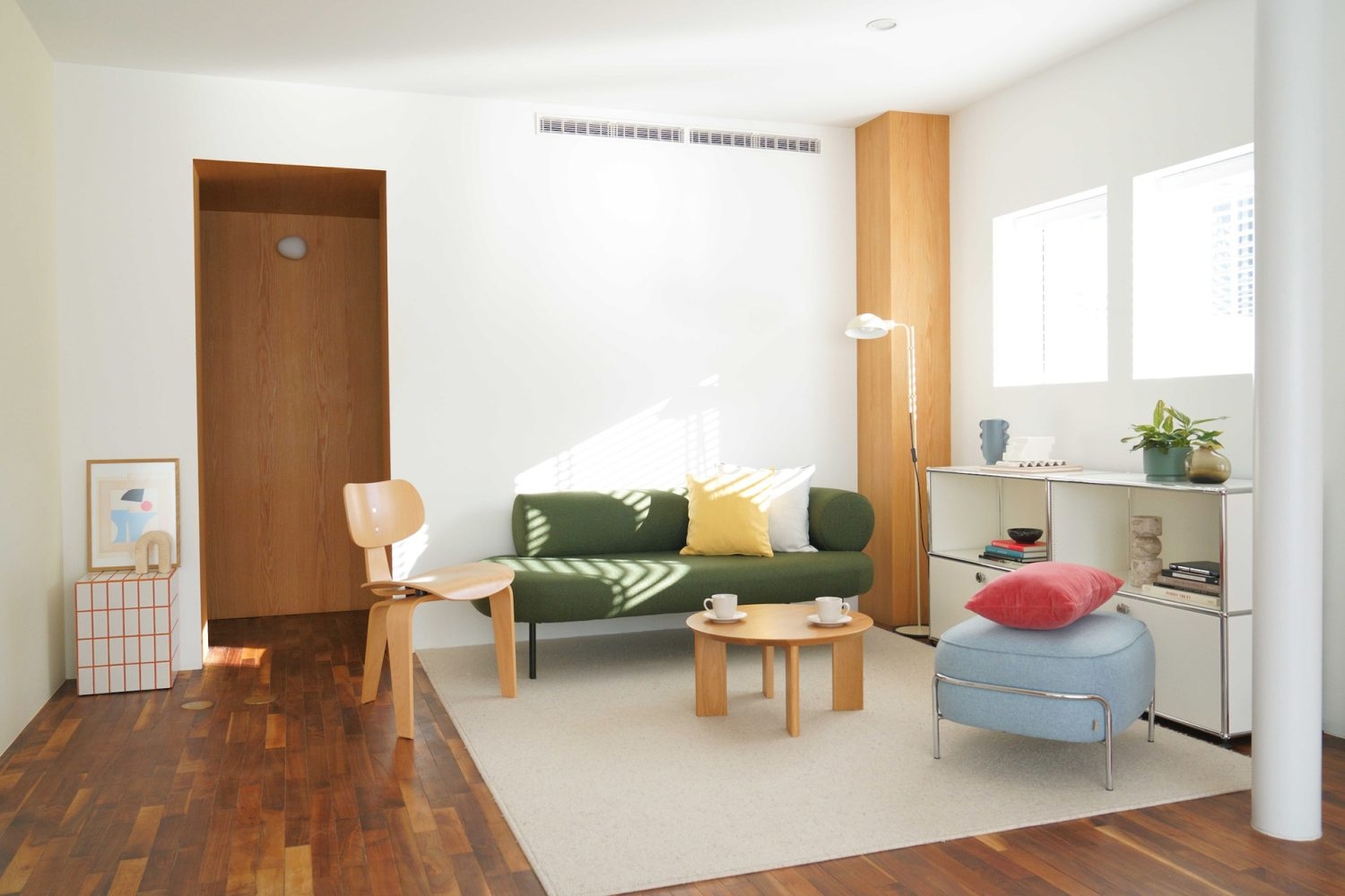 東側のブラインドからの直射