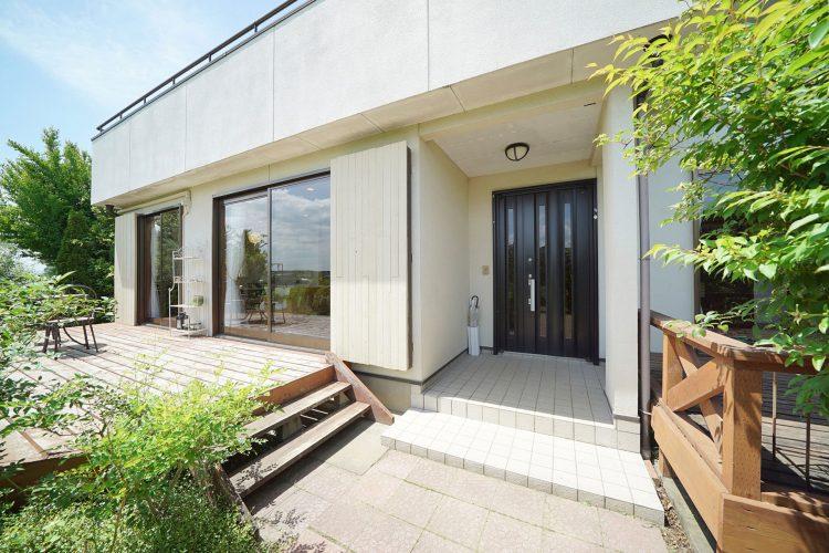 玄関シーンの撮影に