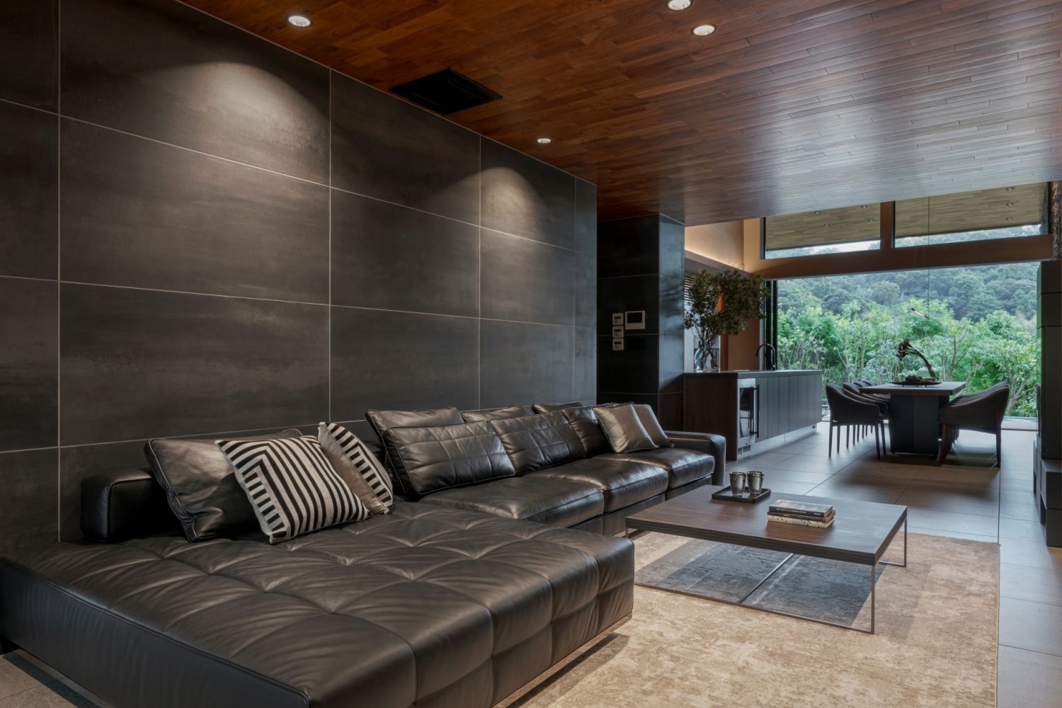 Minottiのレザーソファ