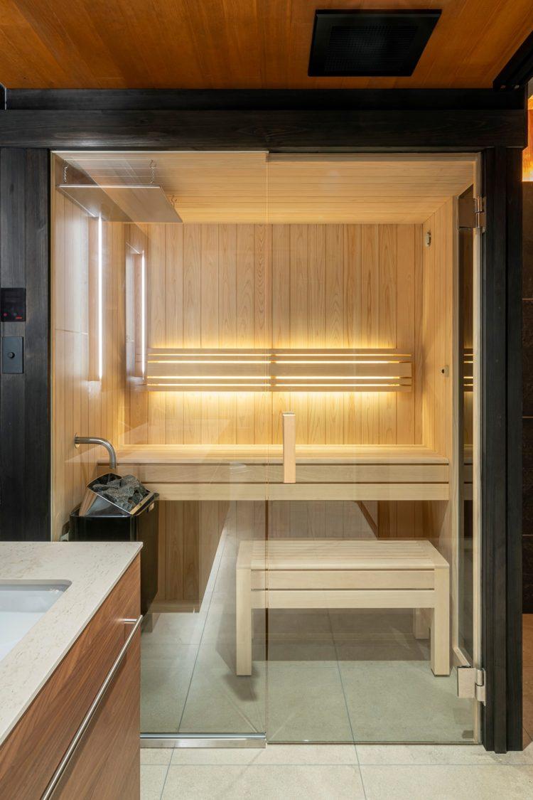 本格的なHARVIAサウナではロウリュ可能