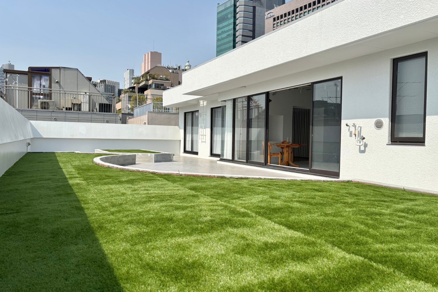 オプション:110㎡の広々したテラス