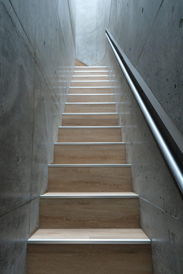 内階段での撮影も可能