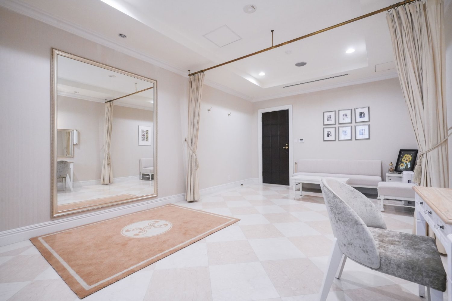 メイクルーム(ヴィクトリアハウス)