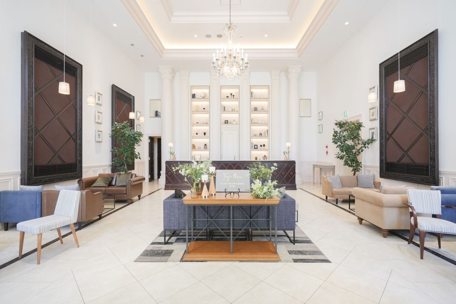 ロビー(ヴィクトリアハウス)