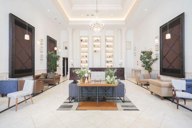 ロビー(ヴィクトリアハウス)