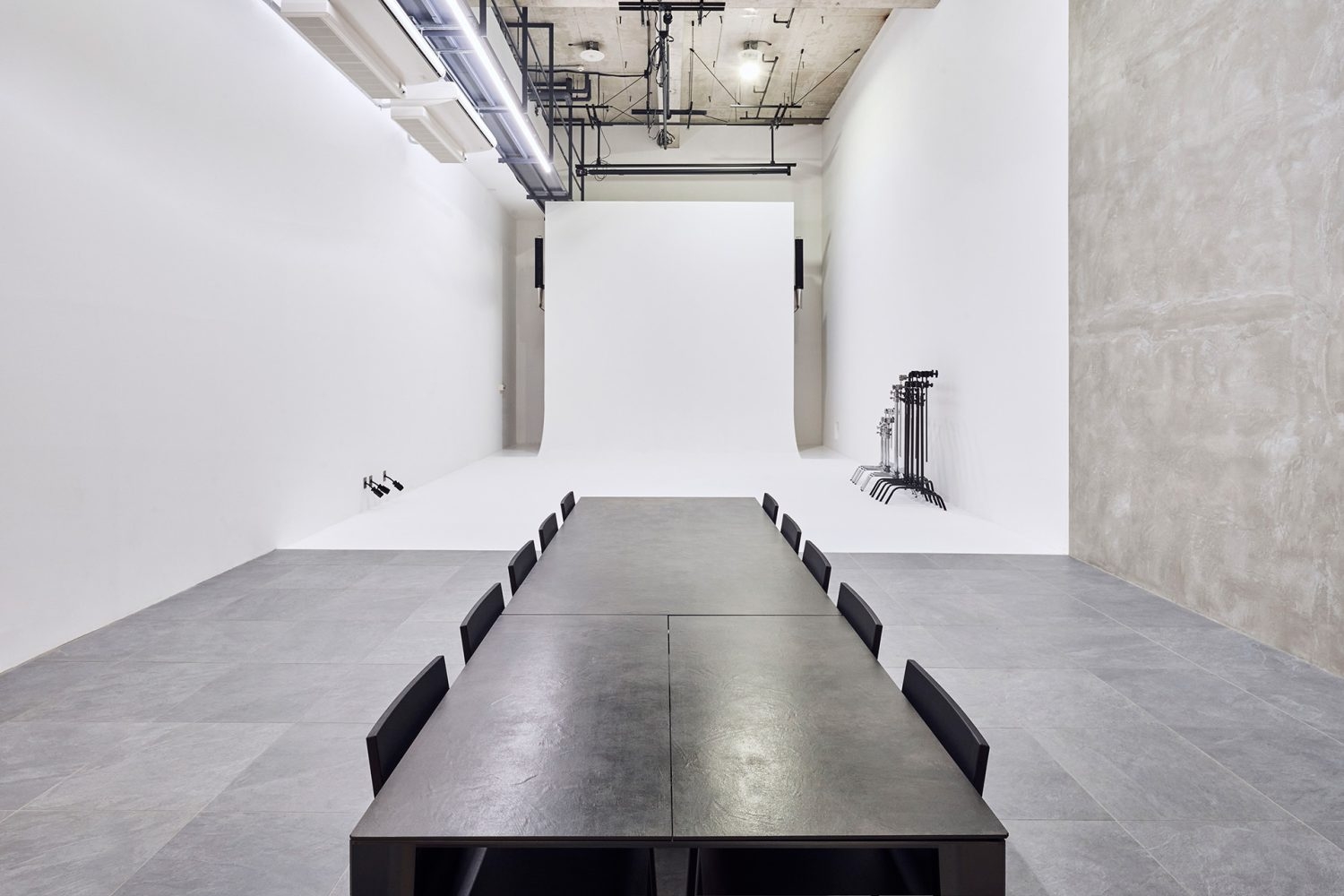 B2F スタジオ・ホリゾント