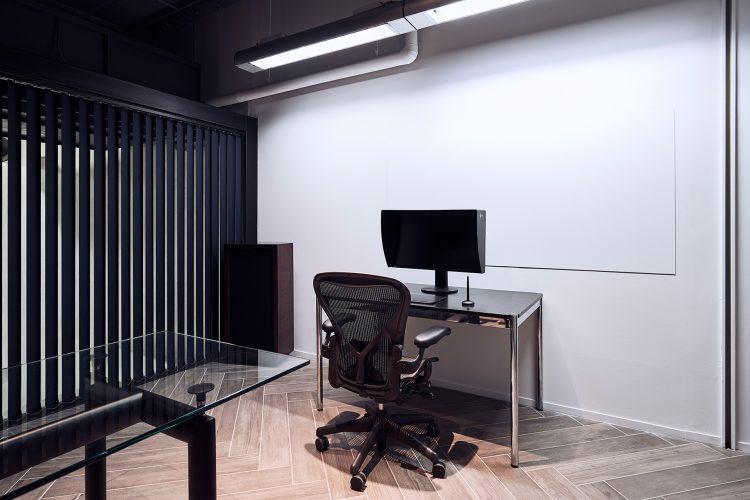 オプション:B1F レタッチスペース