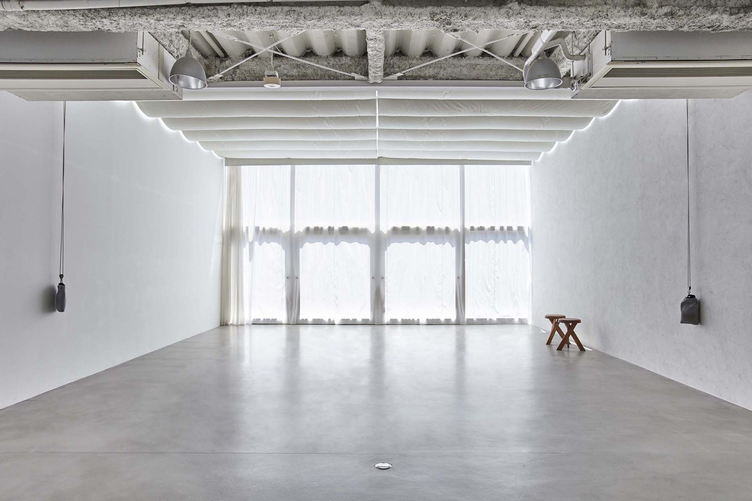 トップ / 遮光・南面窓 / 紗幕