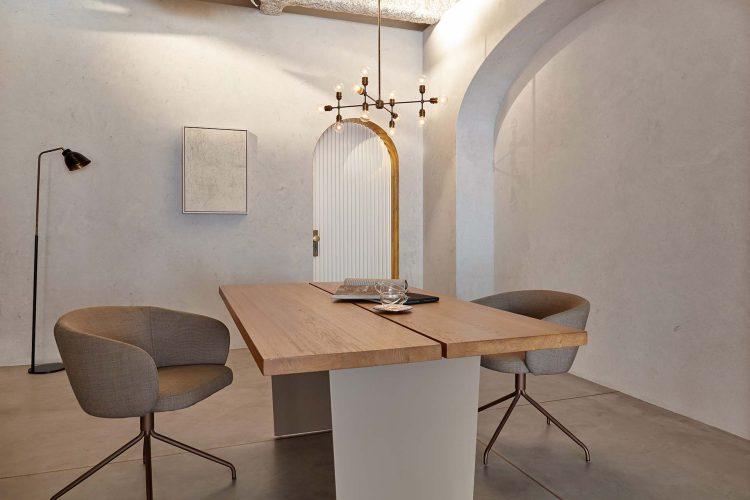 ハウススタジオと言うよりギャラリー