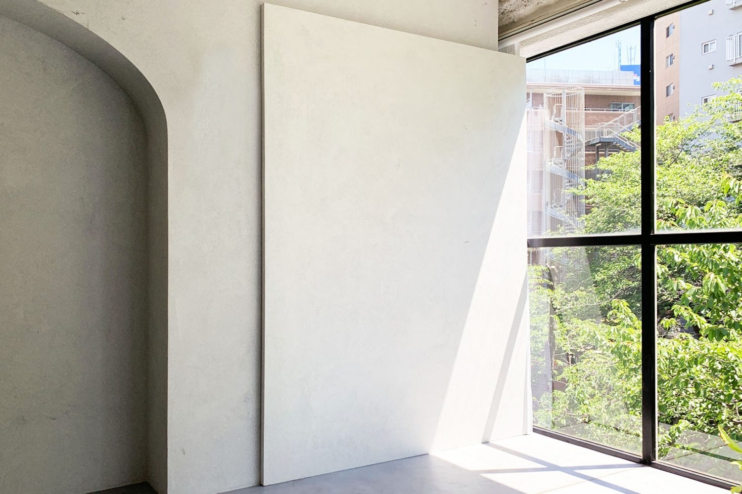 左官壁と同素材の壁設置可