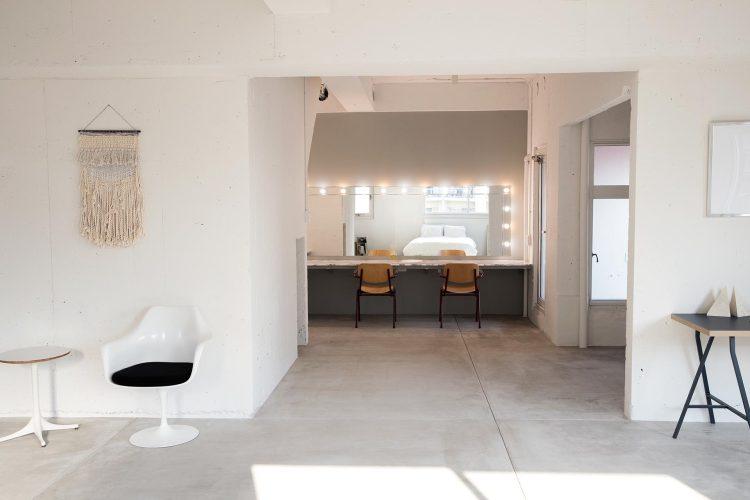 2人並んでのメイクも可能