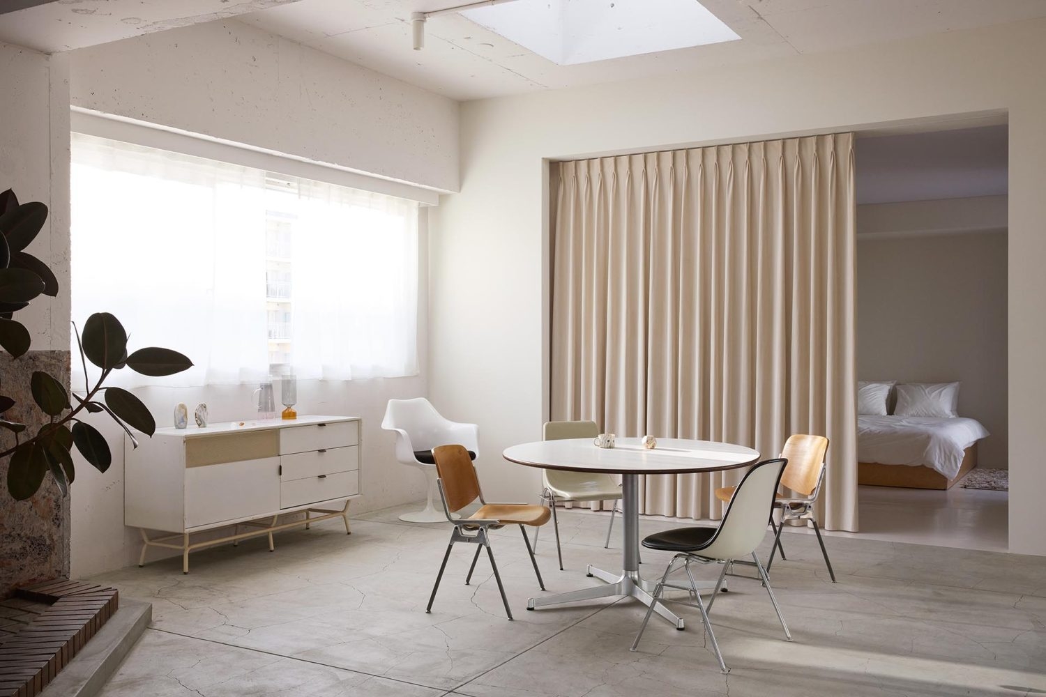 家具をいれてリアリティのある空間を演出