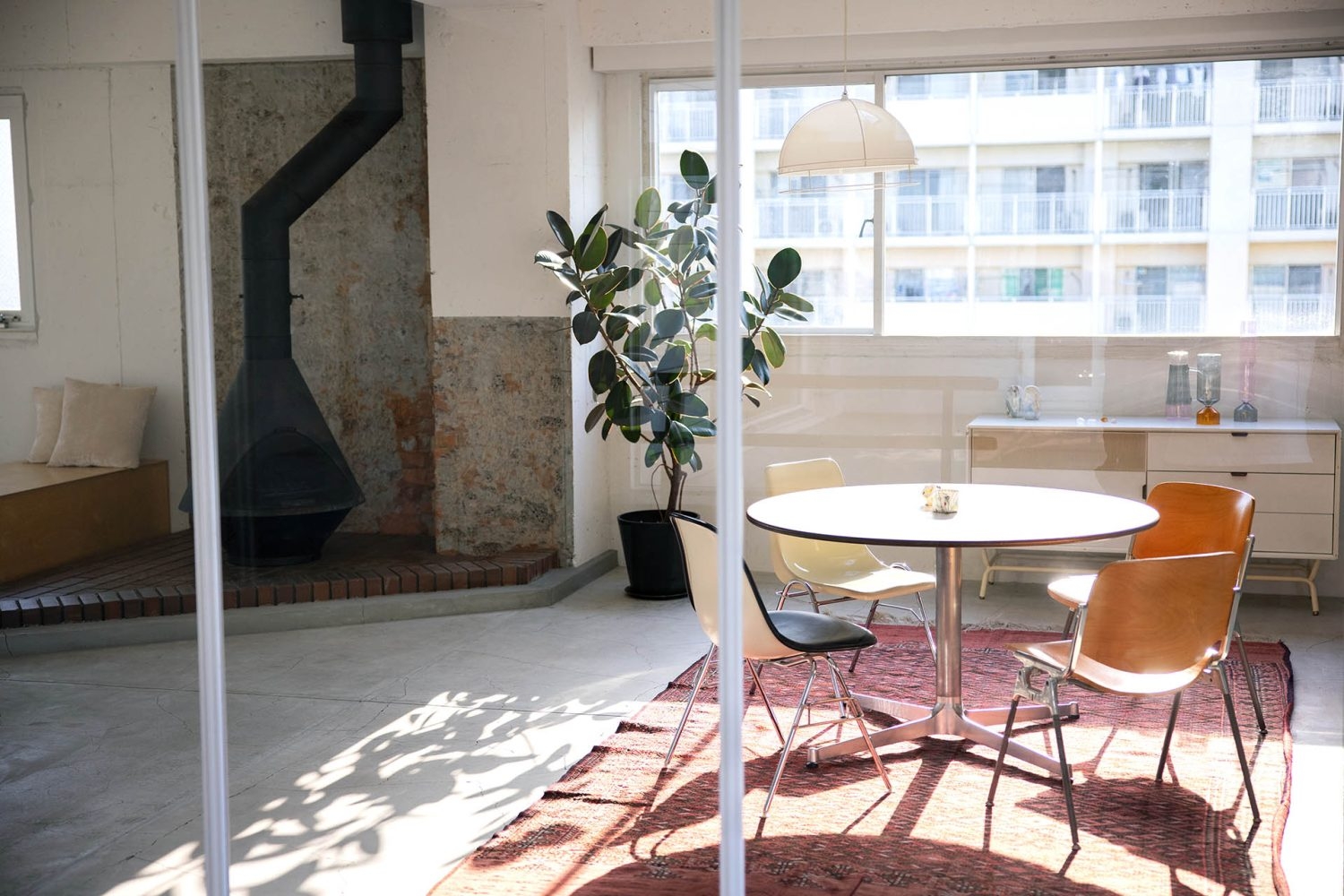 日差したっぷりのリビング