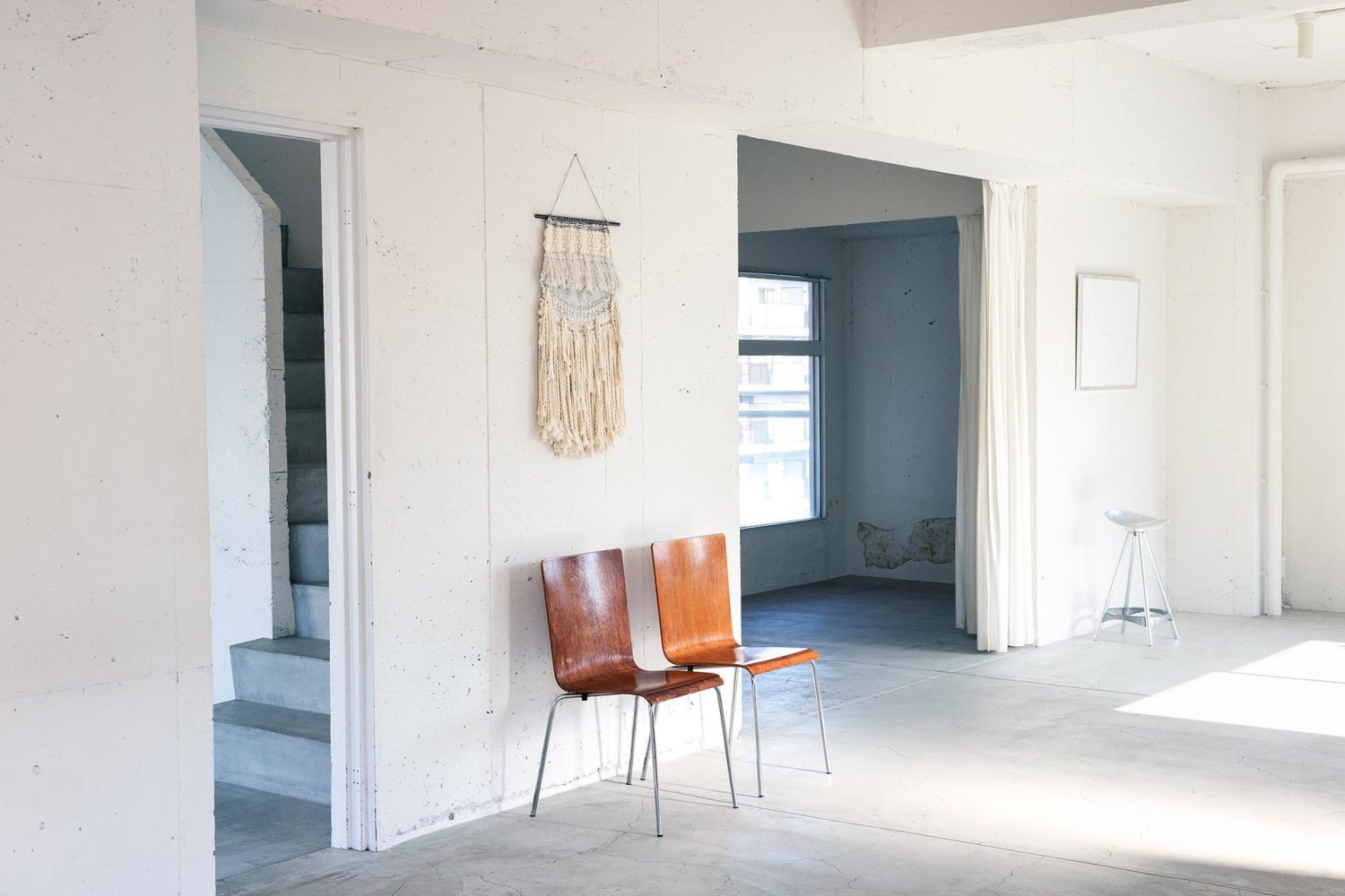 さりげない家具にもこだわりを