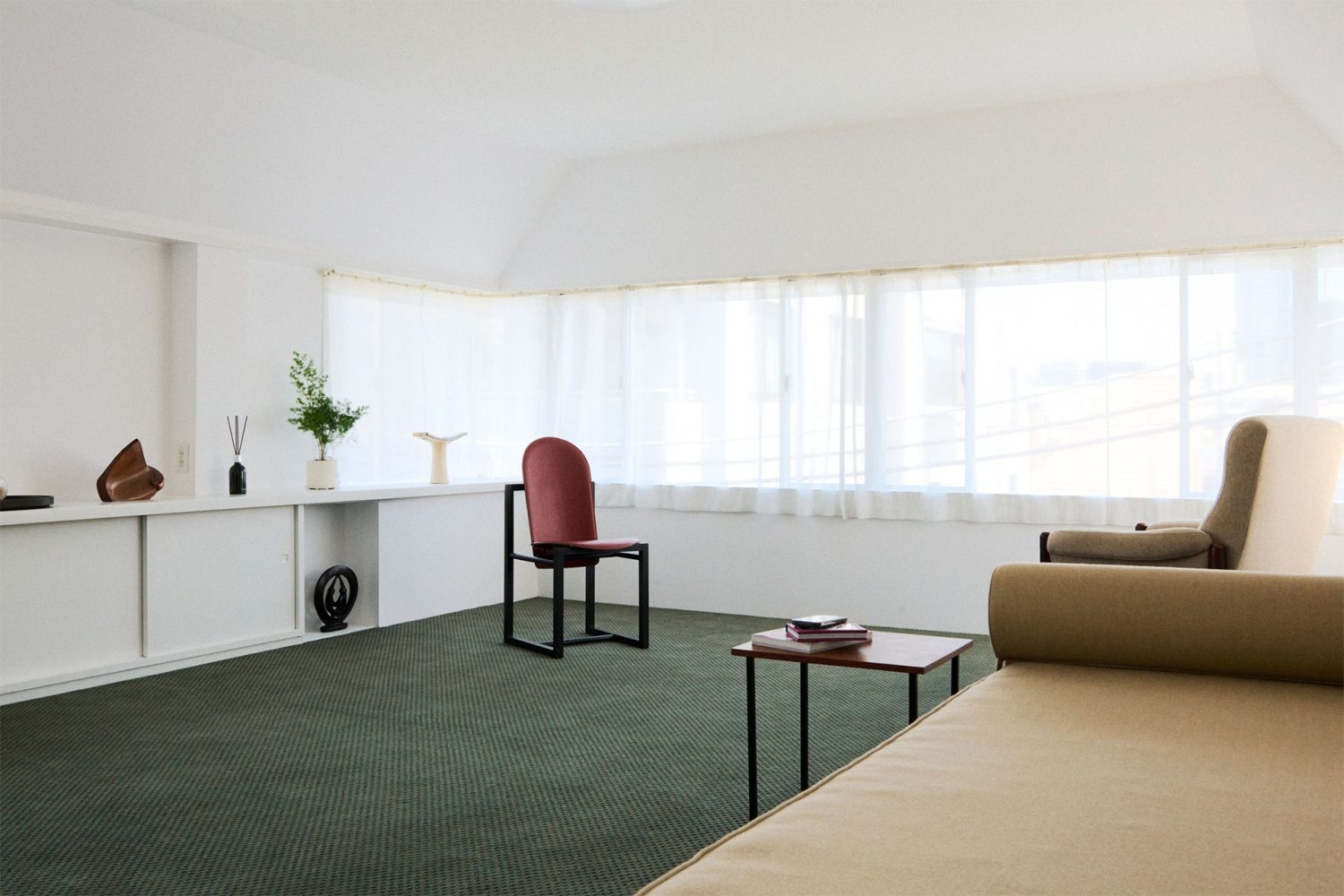 3F リビングや書斎などの設定の撮影にも